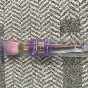 Real Techniques Pink Glitter 305 Face Brush